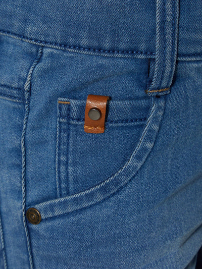 Tag detail of mini boy denim shorts