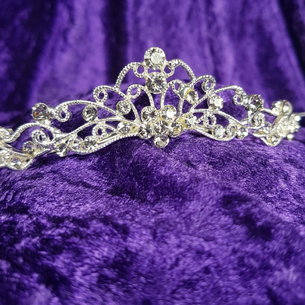 Communion Tiara 4814